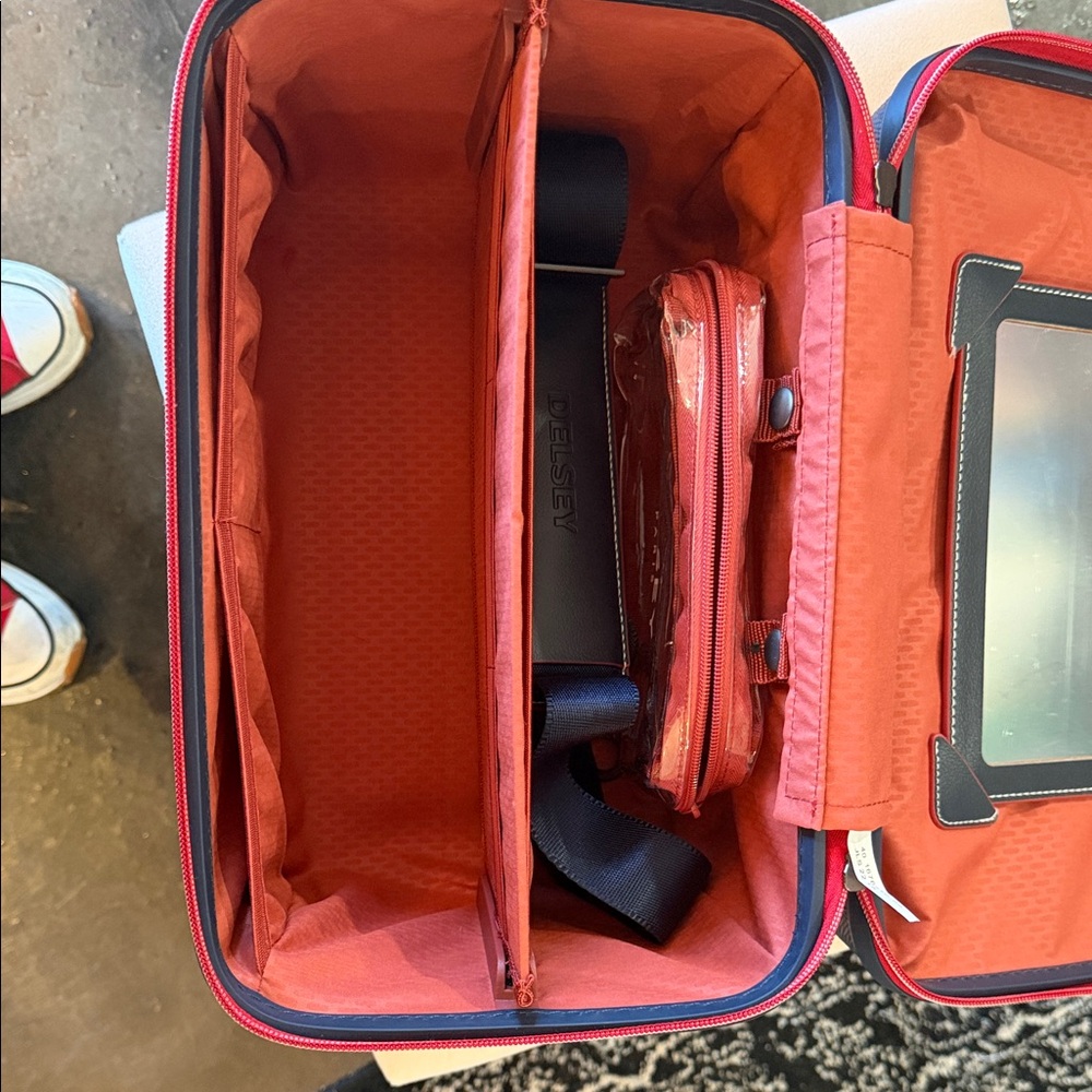 Elegant Navy Cosmetic Case with Red Trim - Picture 5 of 6